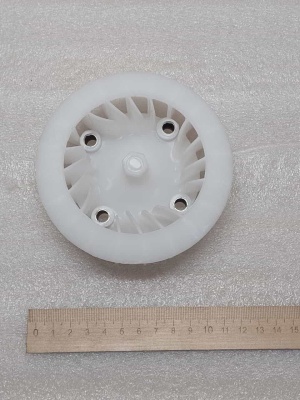 photo_5195299377793598554_y