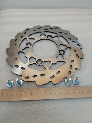 photo_5474603454694554973_y