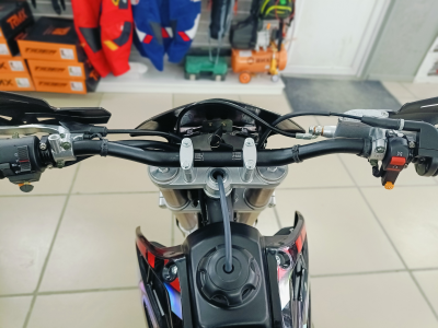 FJ2qWjcfgG-sQ7tYYEovJQcrLysWd6Xk